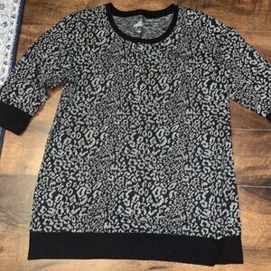 Ladies Size Large Black & Gray Sweater BY MACY'S STYLE & CO. SPORT 3/4 SLEEVES